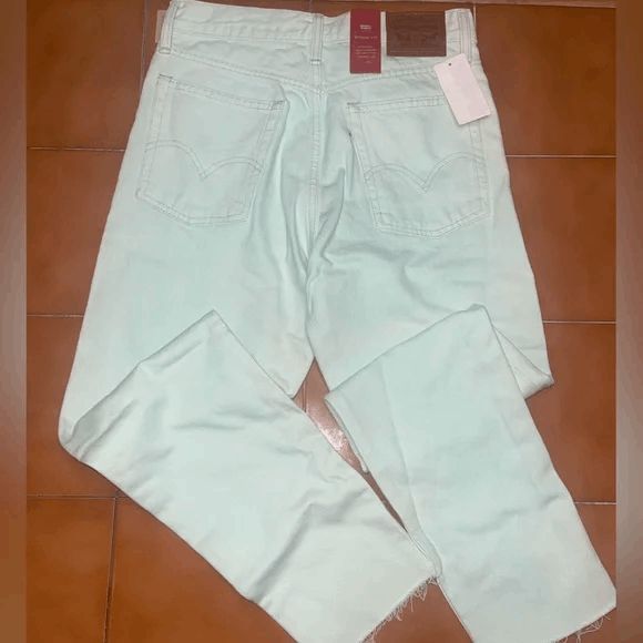 NEW Womens 26 LEVI’S WEDGIE FIT High Rise Jeans Tapered Leg 22861 0016 LT Green - Picture 1 of 5